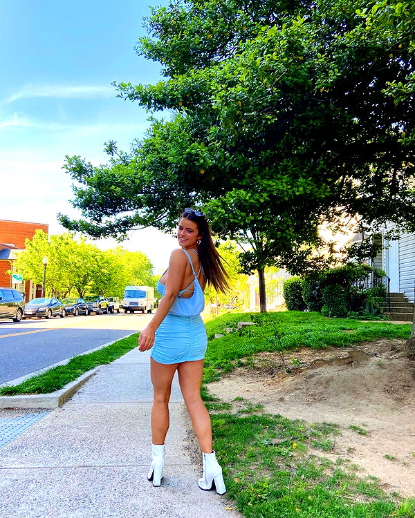 isabella.lauren instagram image archive image