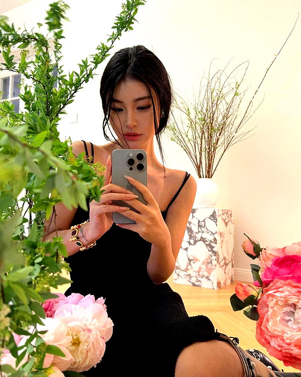 ll.lu1s instagram image archive image