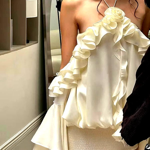 lyhythuedoxinh instagram image archive image