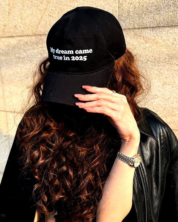 dear.zia instagram image archive image