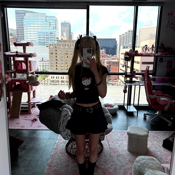 mennyaah instagram image archive image