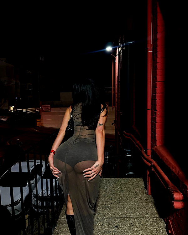 staskaranikolaou instagram image archive image
