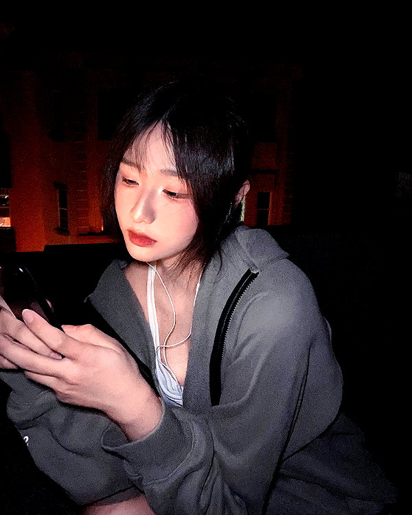 lai_931201 instagram image archive image