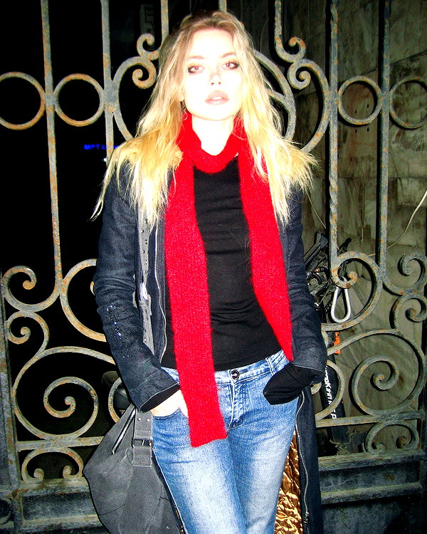 anya4everr instagram image archive image