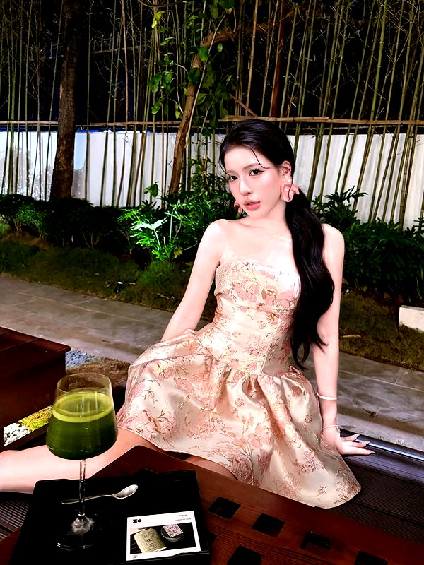 lyhythuedoxinh instagram image archive image