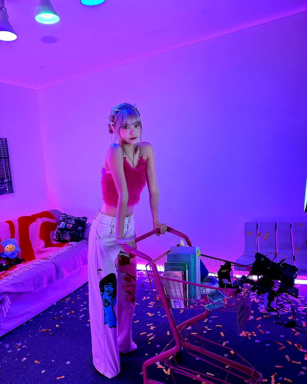 hhh.e_c.v instagram image archive image