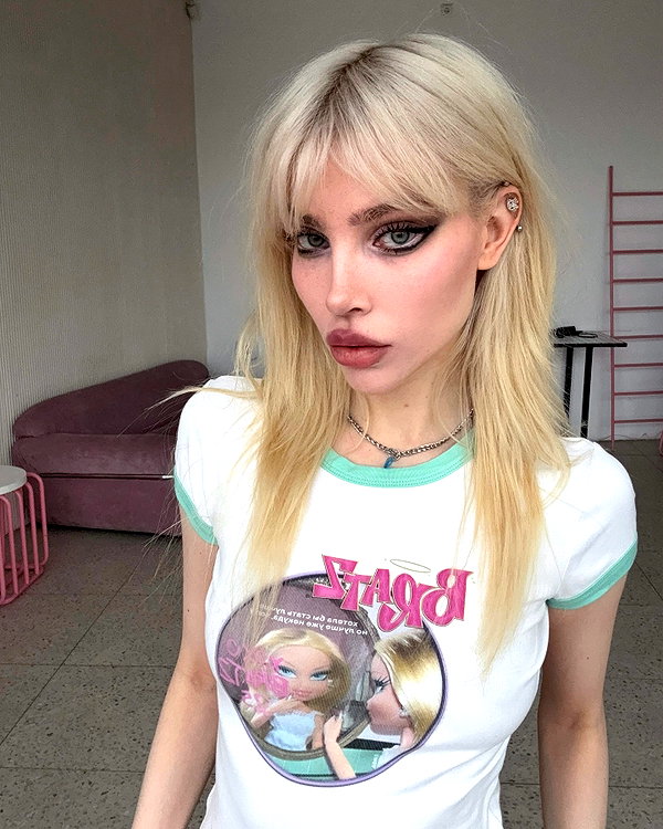 alien.hanna instagram image archive image