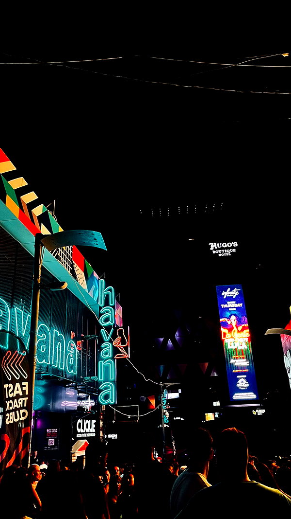 annabottoo instagram image archive image