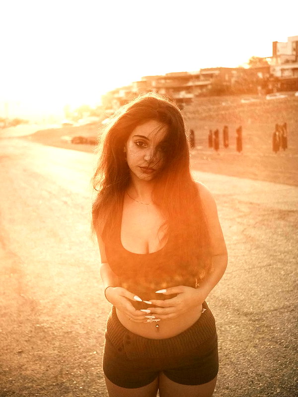 shelly_.mor instagram image archive image