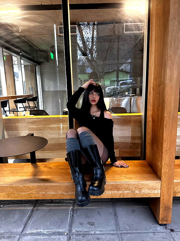 connie.01j instagram image archive image