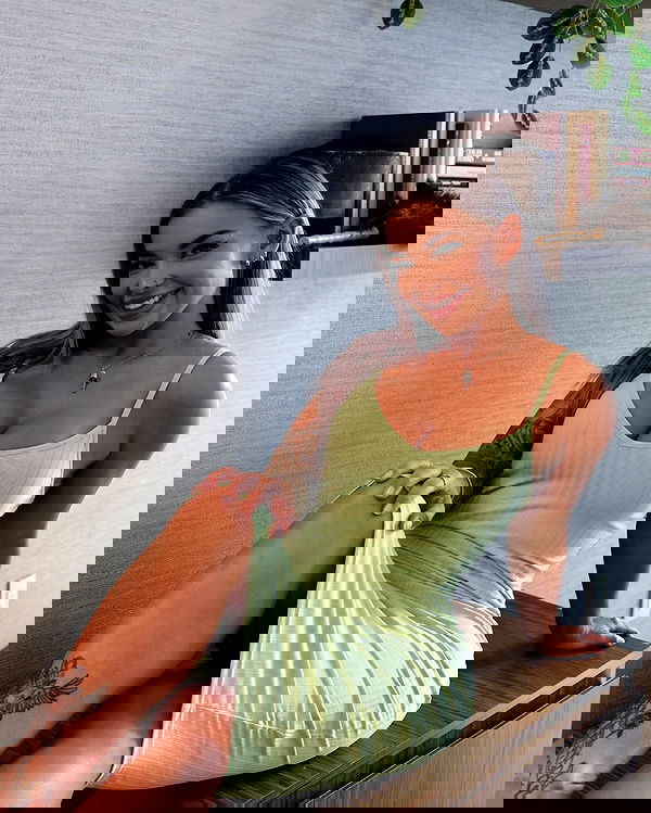 itshayleydavies itshayleydavies archive image