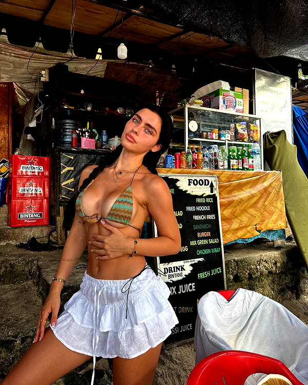 laurenhamden instagram image archive image