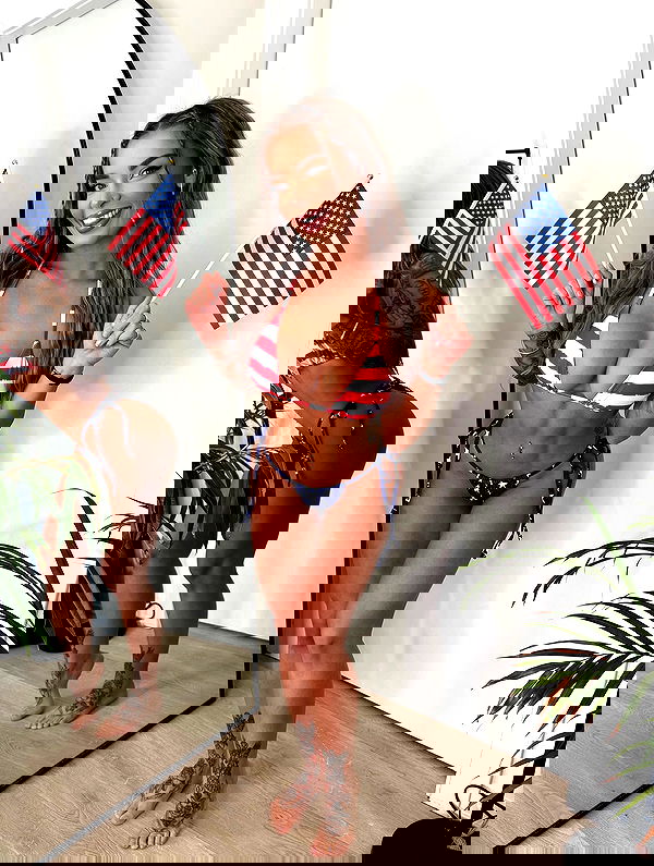 itshayleydavies itshayleydavies archive image