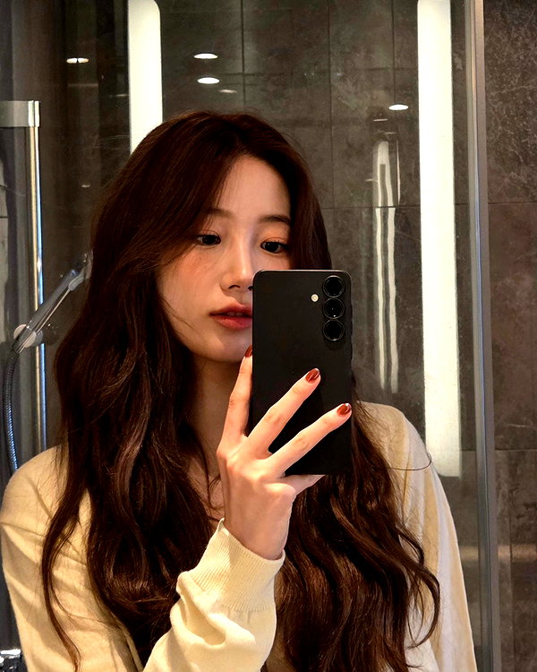 zuhazana instagram image archive image
