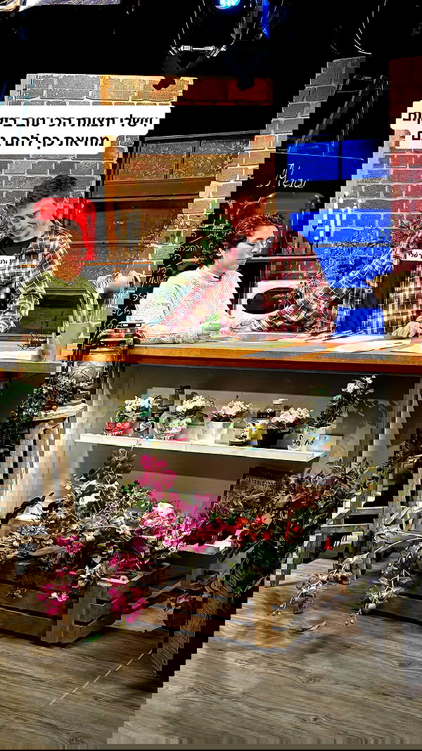 laluzone laluzone archive image