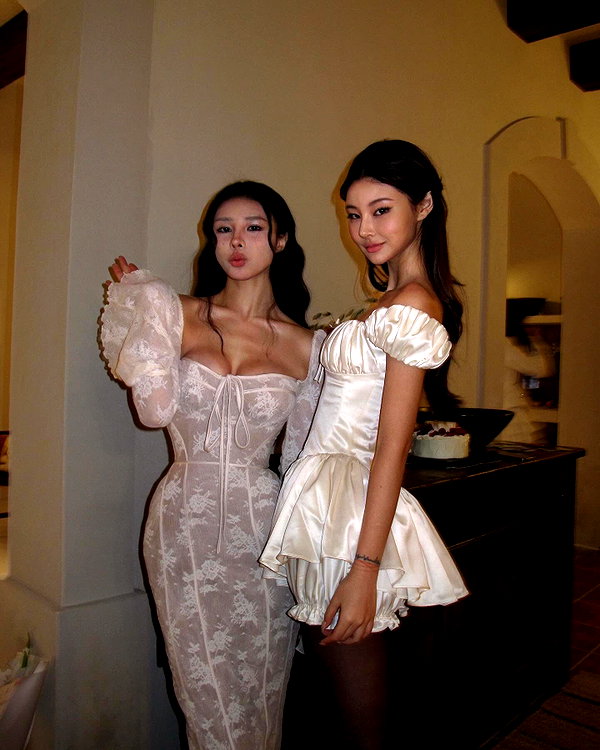ll.lu1s instagram image archive image