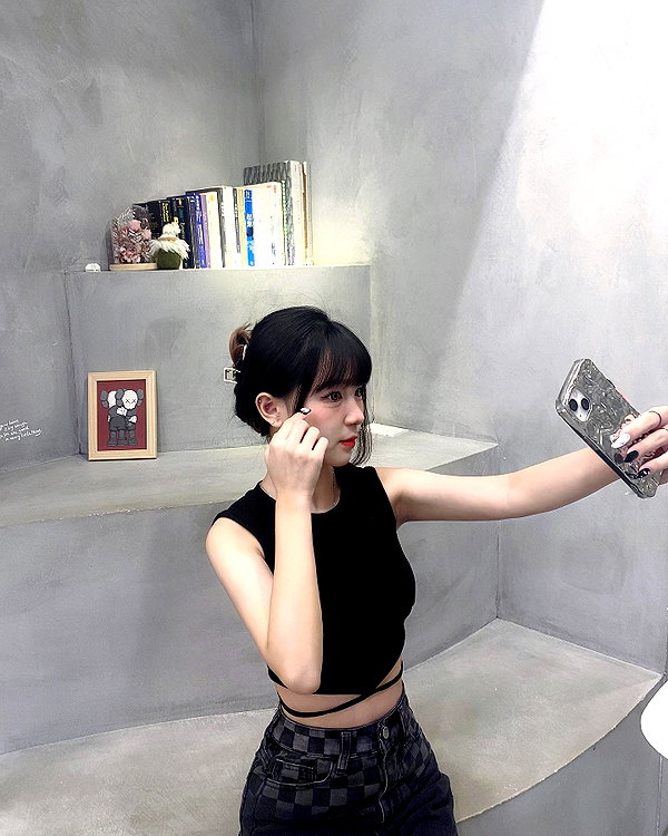 52._.0921 instagram image archive image