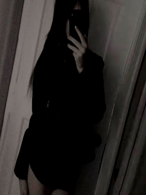 emeurie instagram image archive image