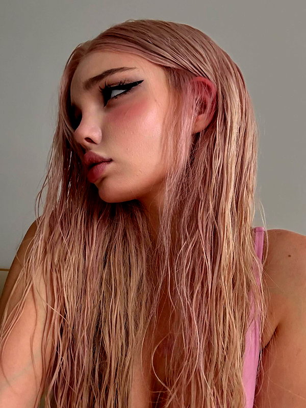 aly.revolver instagram image archive image