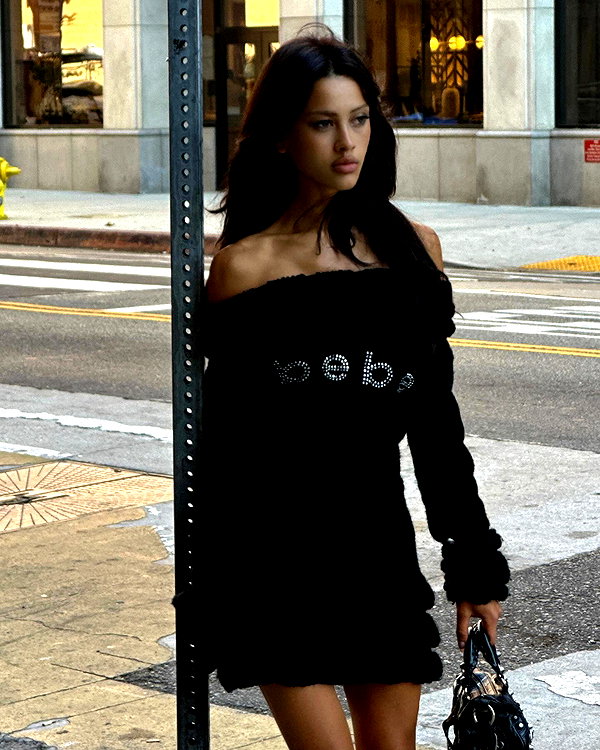 leonanaomii instagram image archive image