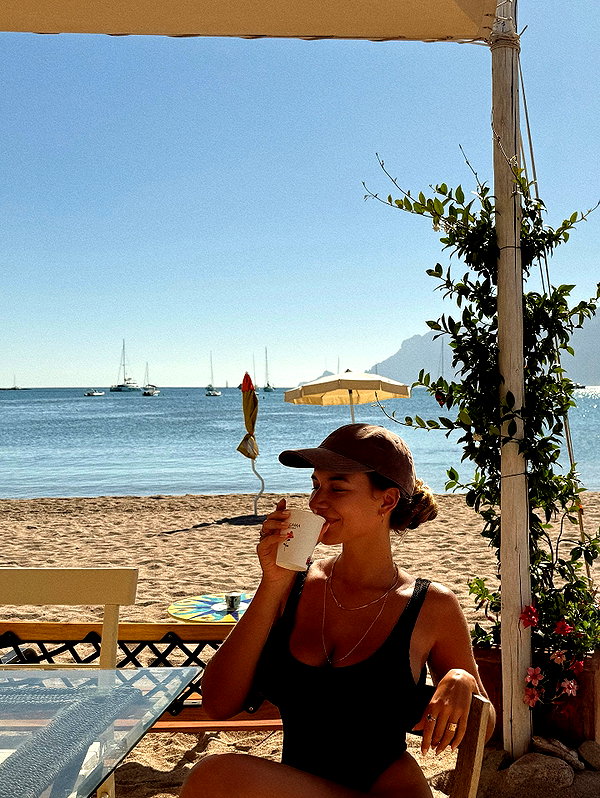 pia__kim instagram image archive image
