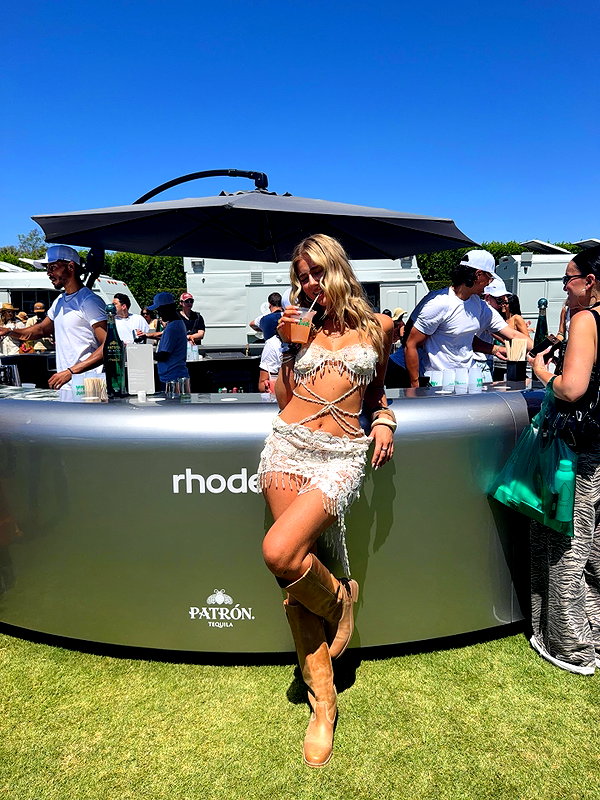 sophadophaa_ instagram image archive image