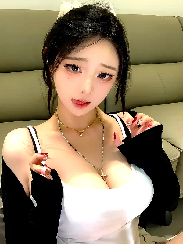 yingyinng_ instagram image archive image
