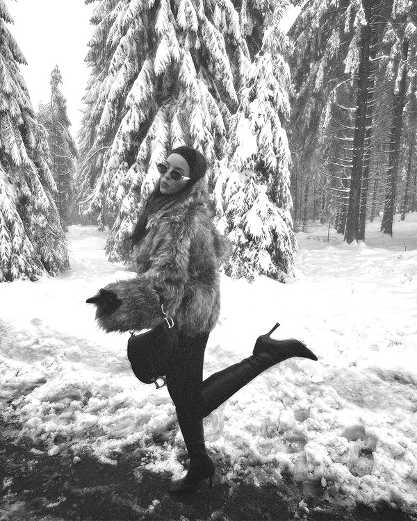 zoeliss instagram image archive image