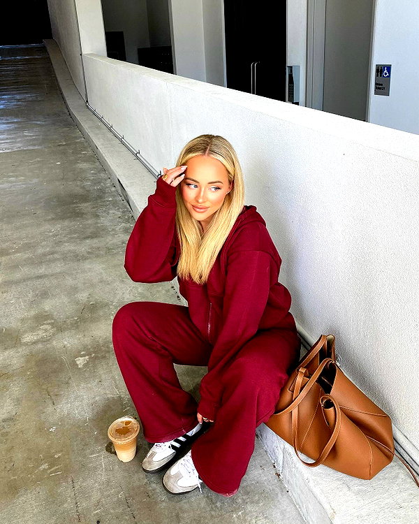 allieauton instagram image archive image
