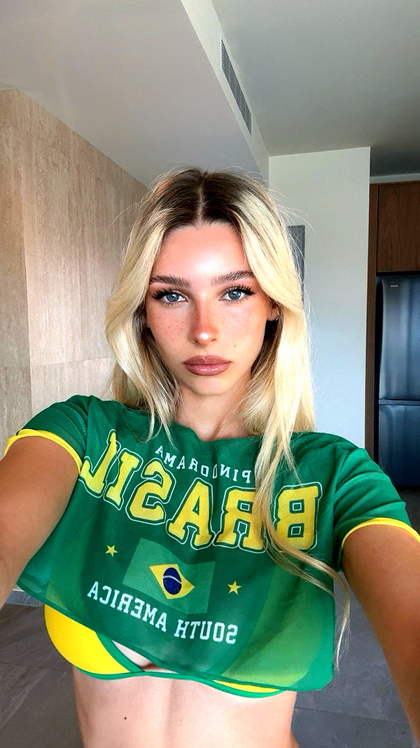 ella_netzer8 instagram image archive image