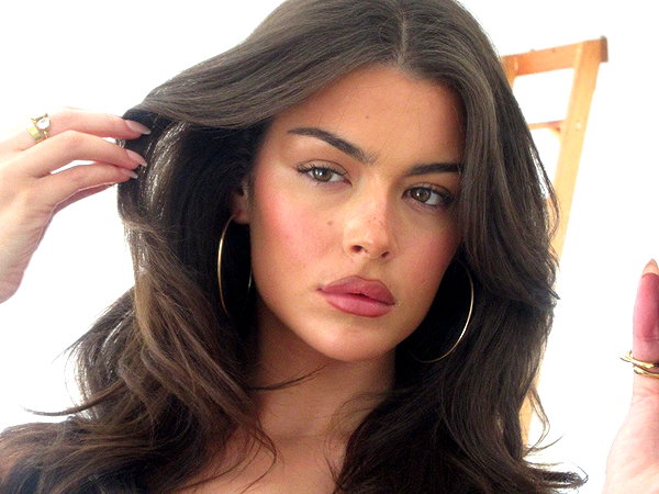 oliviaphillipps instagram image archive image