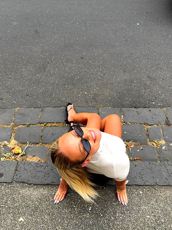 allieauton instagram image archive image