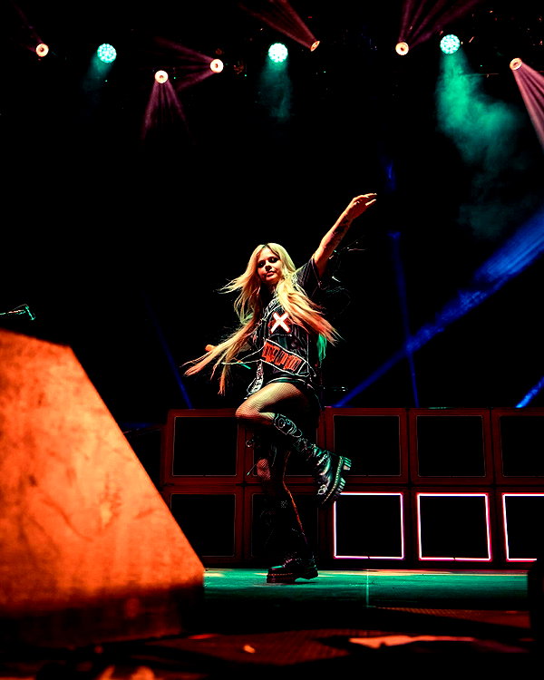 avrillavigne instagram image archive image