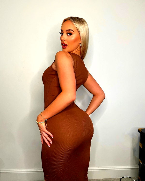 rhiannonbluee instagram image archive image