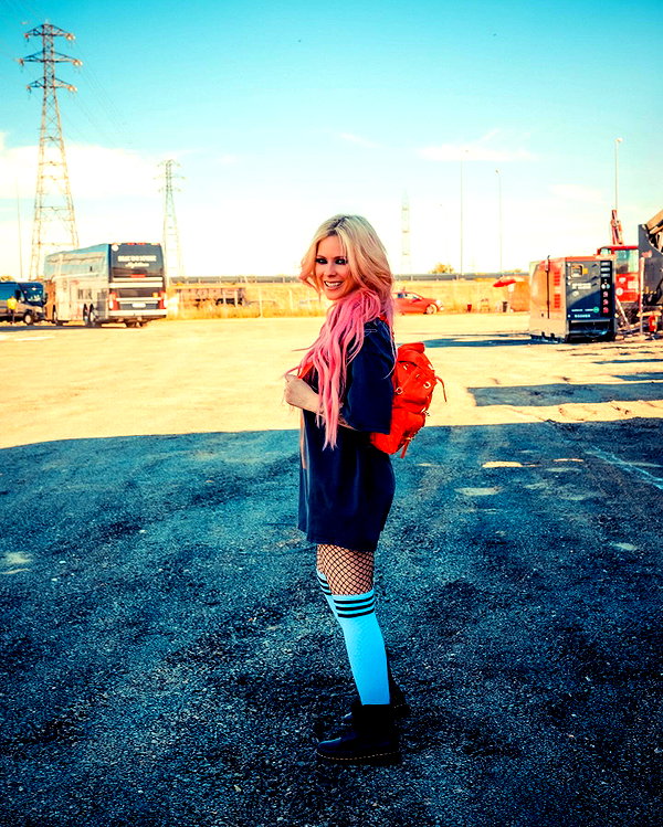 avrillavigne instagram image archive image