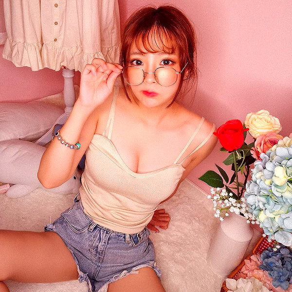 erokochiba instagram image archive image