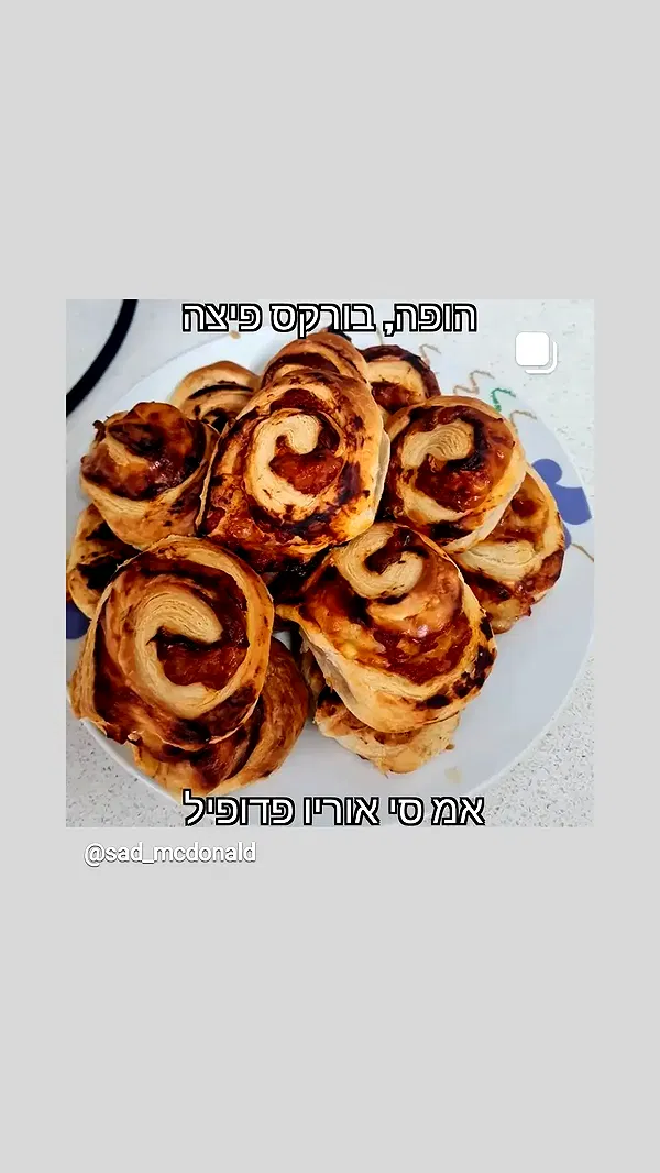 moonyyyya moonyyyya archive image