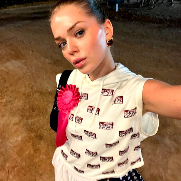 esmireal instagram image archive image