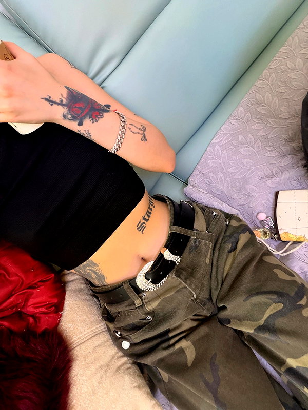 Archived image from @meow.mn2 on Instagram