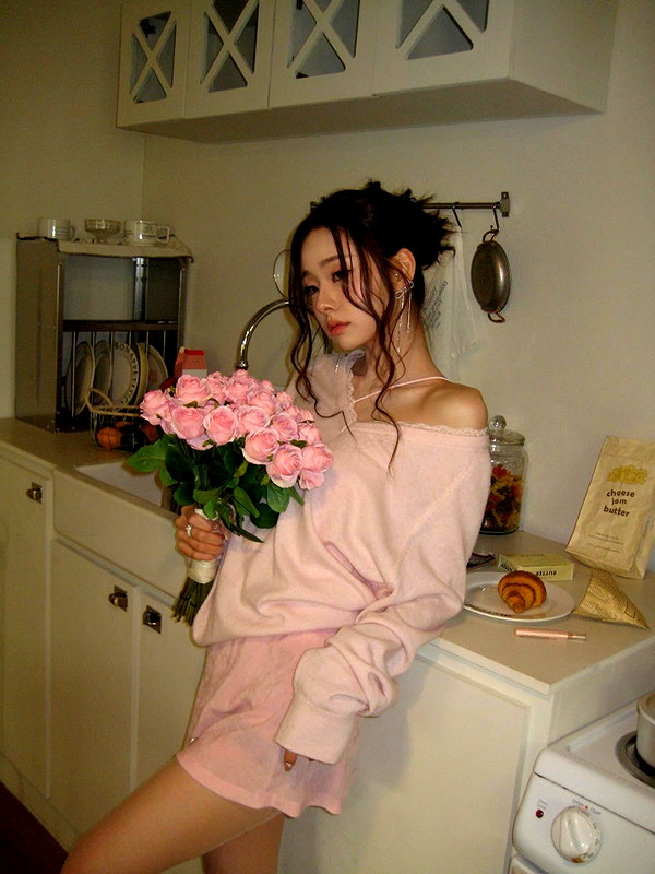 dear.zia instagram image archive image