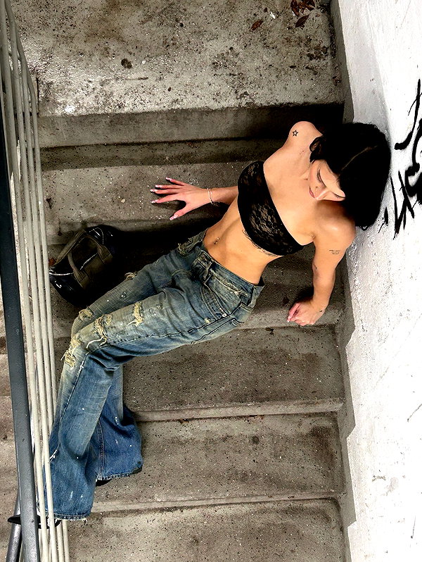 karolinaawasik instagram image archive image