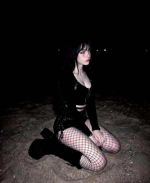 helybun instagram image archive image