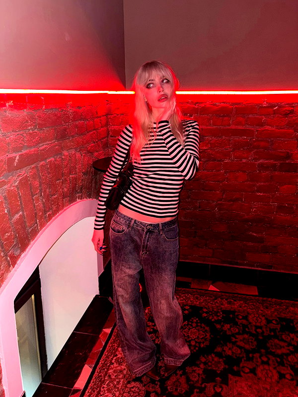 anya4everr instagram image archive image