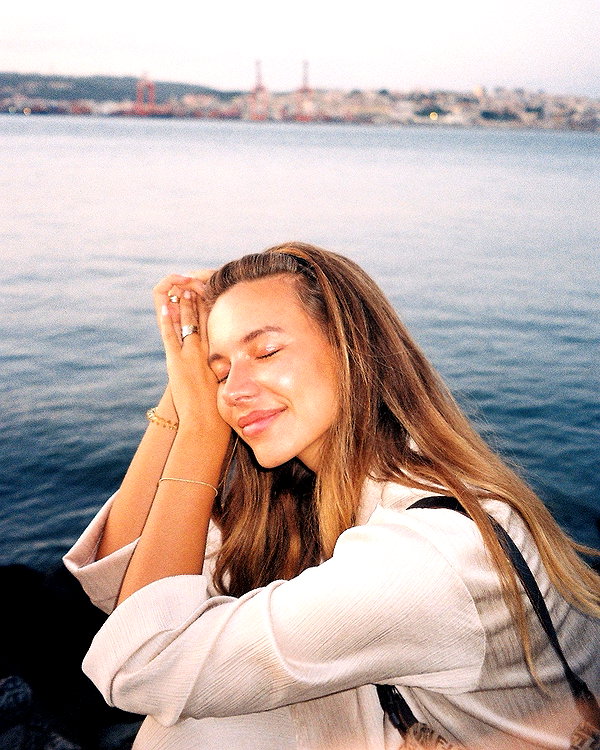 pia__kim instagram image archive image