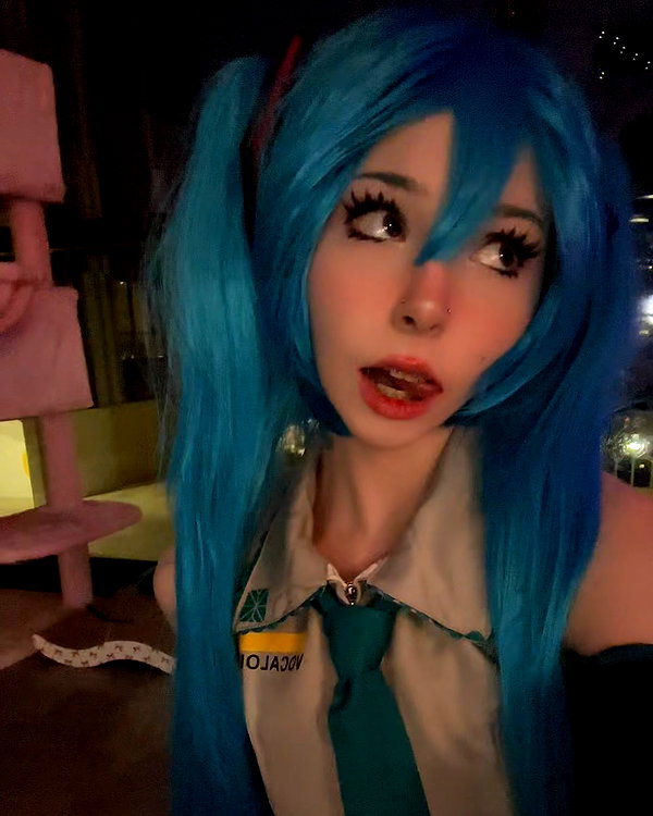 mennyaah instagram image archive image
