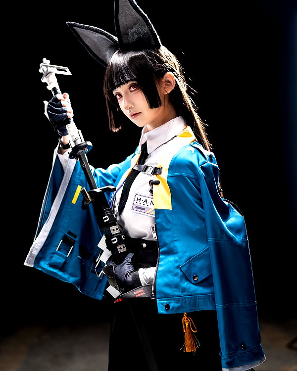 miee_cos instagram image archive image