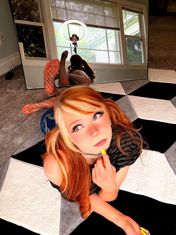 lola.luvgood instagram image archive image