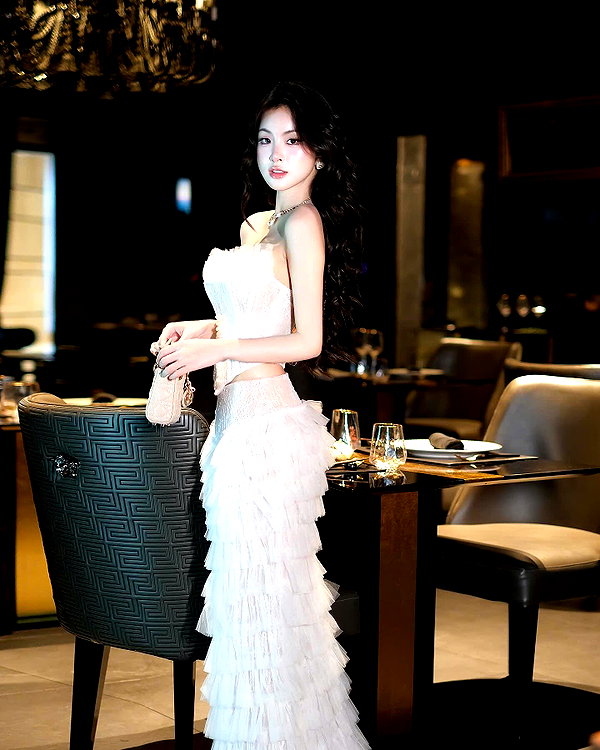 lyhythuedoxinh instagram image archive image