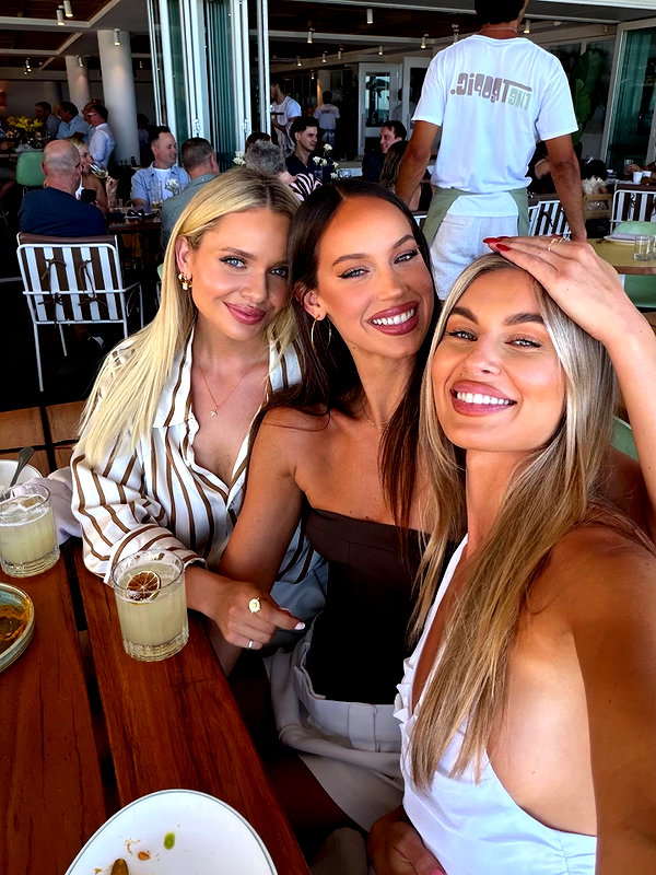 olivia.mathers instagram image archive image