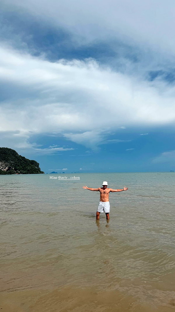 barzomer instagram image archive image
